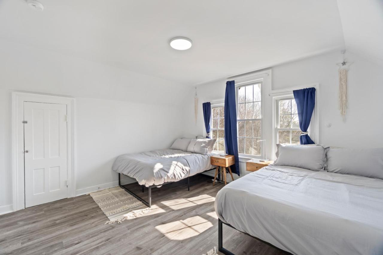 Cozy Gem In The Heart Of East Rock With Free Parking Near Yale And Dt Apartment Ню Хейвън Екстериор снимка