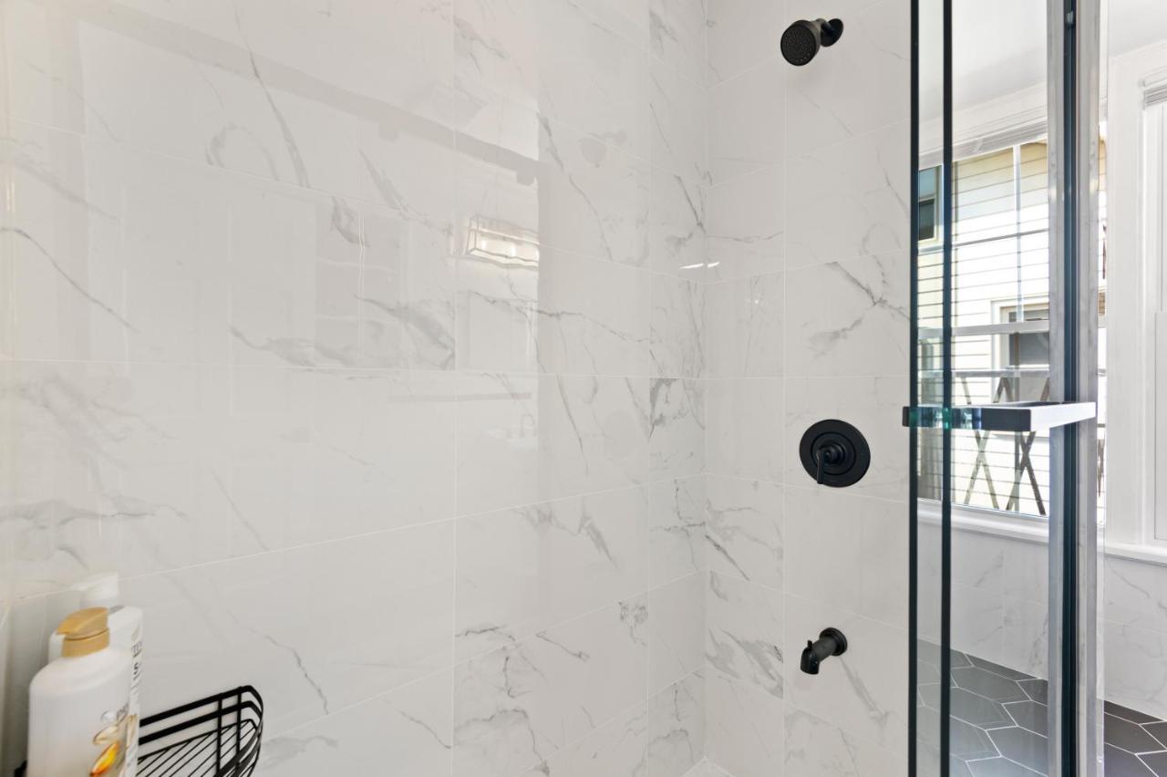 Cozy Gem In The Heart Of East Rock With Free Parking Near Yale And Dt Apartment Ню Хейвън Екстериор снимка
